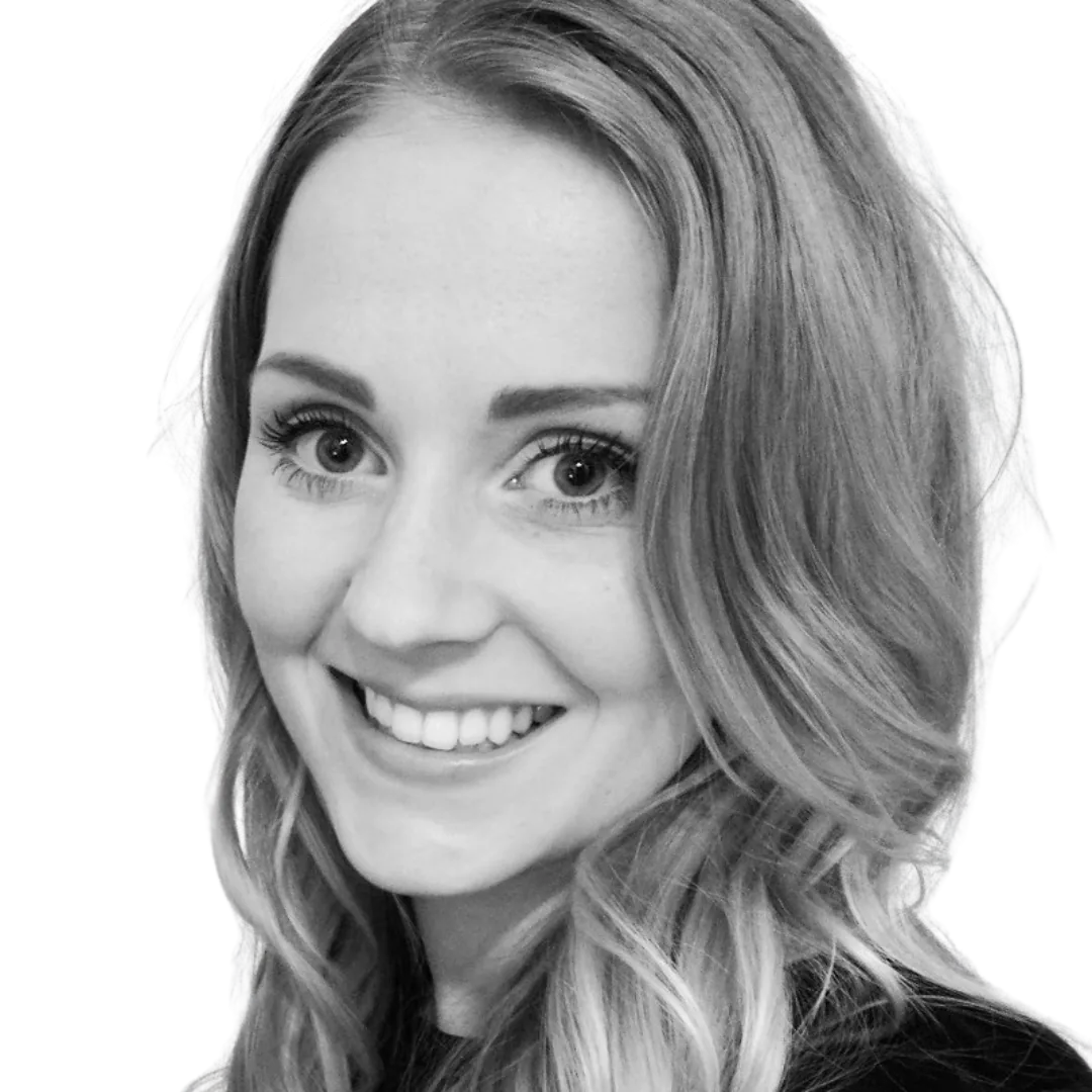 Leslie Schwarz, Rockoly co-founder and COO, smiling in a black-and-white headshot