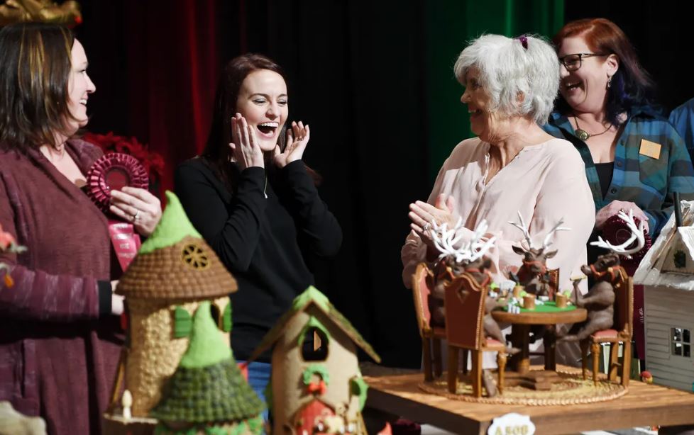 Gingerbread House Building Contest